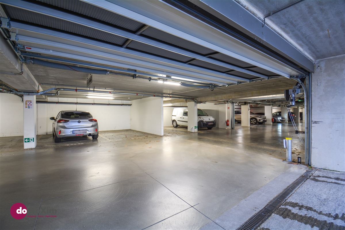 Parking souterrain situé dans le centre de Boortmeerbeek