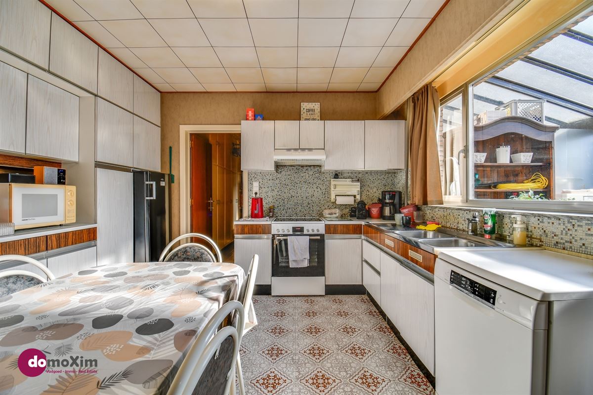 Maison à rénover avec du potentiel à Onze-Lieve-Vrouw-Waver
