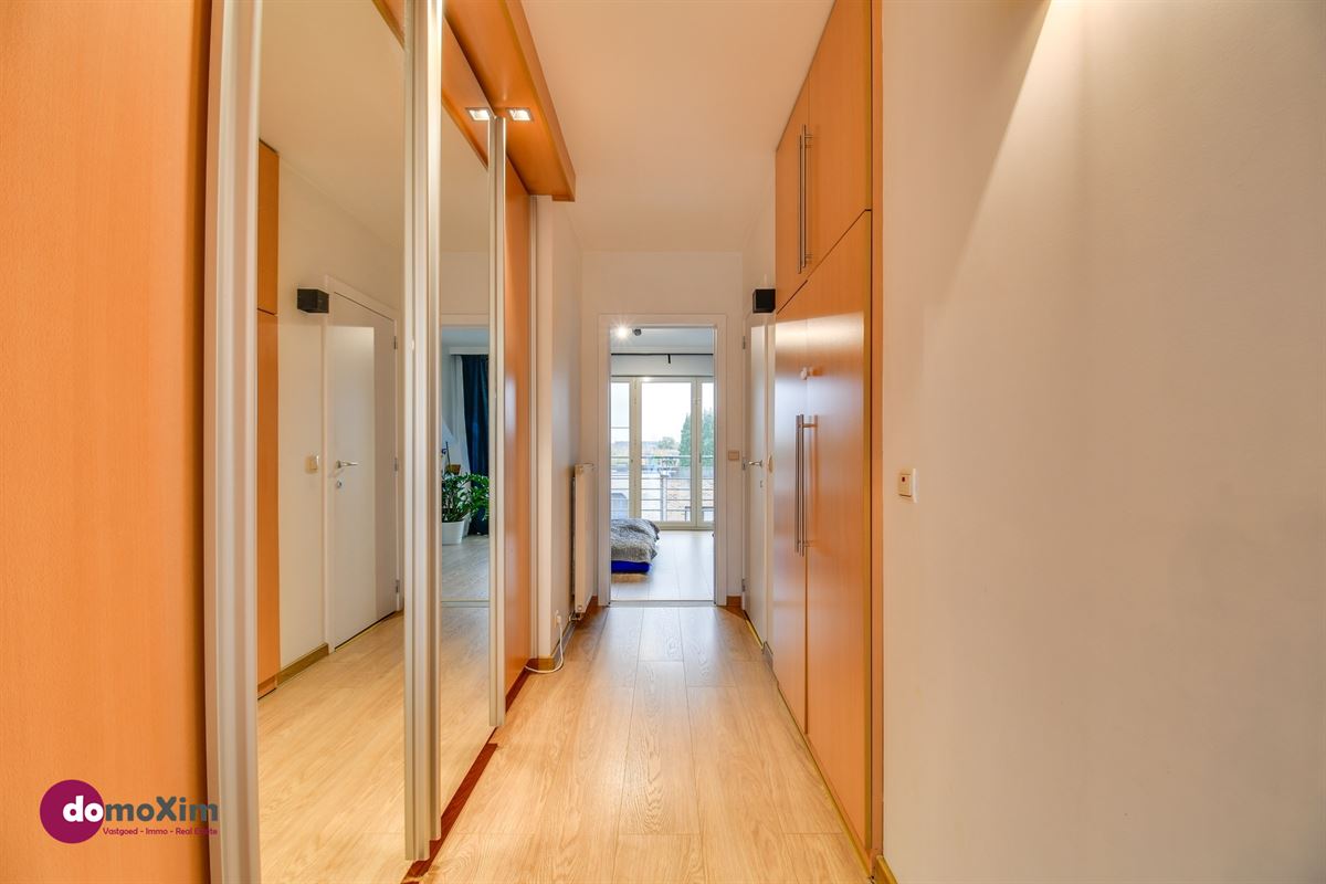 Spacious 3-bedroom apartment with 2 terraces and a garage in Vilvoorde