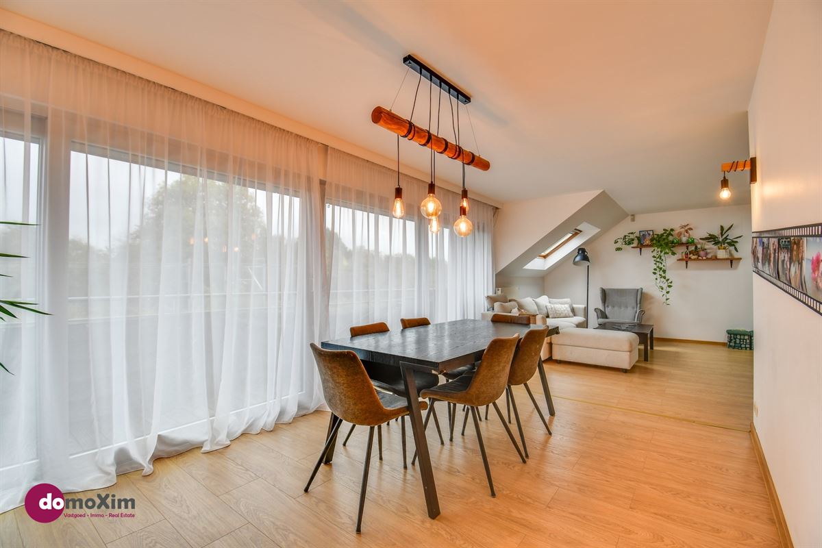 Spacious 3-bedroom apartment with 2 terraces and a garage in Vilvoorde
