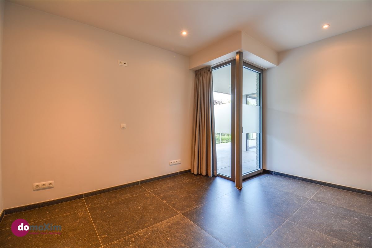 Energy efficient apartment with 3 bedrooms within walking distance of the center of Wemmel