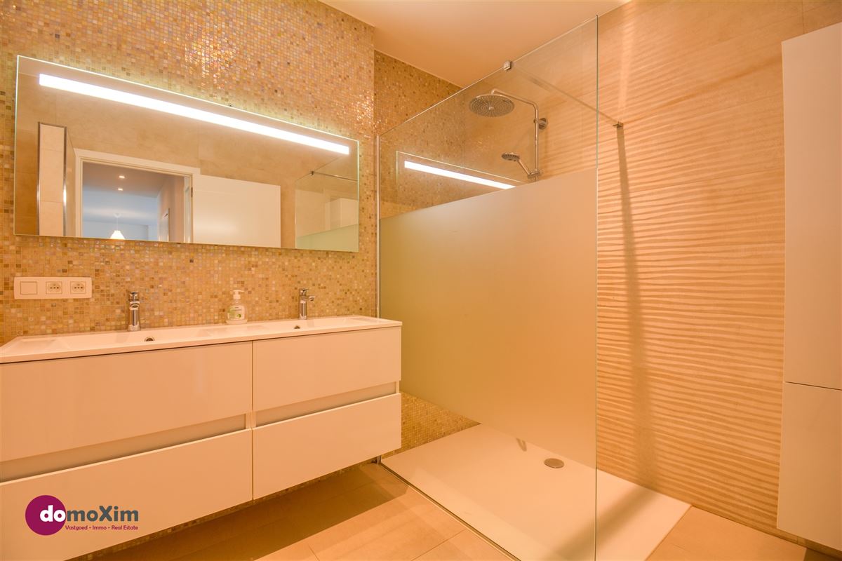 Energy efficient apartment with 3 bedrooms within walking distance of the center of Wemmel