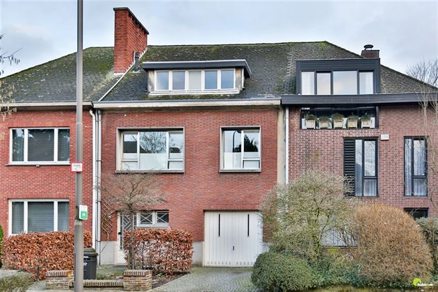 VERKOCHT Leuke op te frissen gezinswoning op een toplocatie in Mortsel!