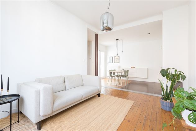 Gemeubeld gelijkvloers appartement in de 'Pulhof' wijk te Berchem!