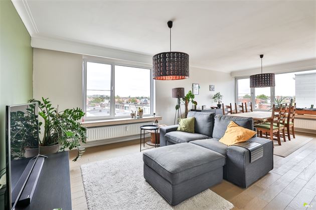 Instapklaar hoekappartement in Borgerhout grens Berchem!