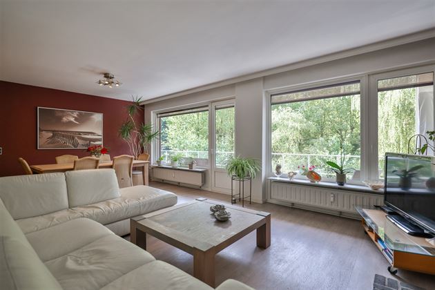 Ruim appartement met 3 slpks en zalig ZW-terras!