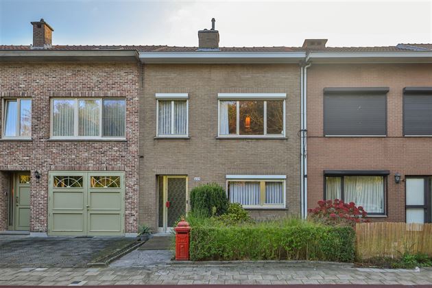Degelijke woning met tuin, garage en ruime zolder