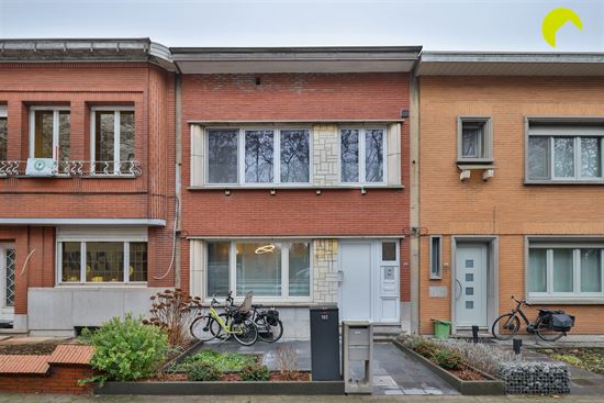 verzorgd gelijkvloers appartement met tuin