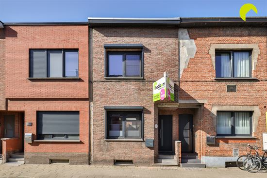 Woning met  zonnige tuin te Hoboken