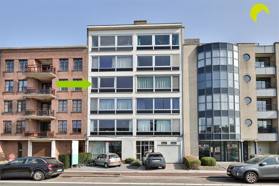 Zeer ruim te renoveren 2 à 3 slpk. apppartement