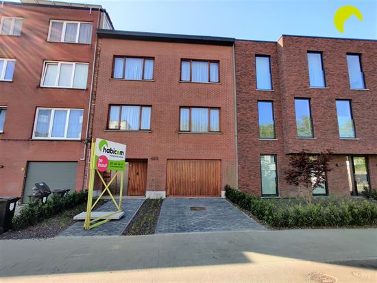 Ruime bel-étage woning met 4 slpk en grote zuid-tuin!