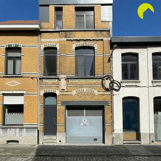 Woning met drie slaapkamers te huur