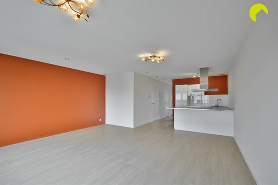 Gerenoveerd 2 slpk appartement in autoluwe tuinstraat
