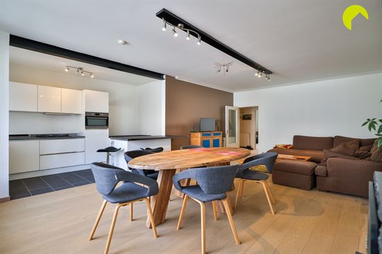 Instapklaar 2-slpk. appartement in klein gebouw