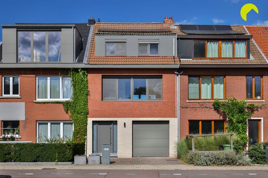 Volledig gerenoveerde bel-étage met praktische indeling