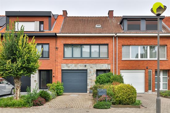 Rustig gelegen bel-étagewoning in Mortsel!