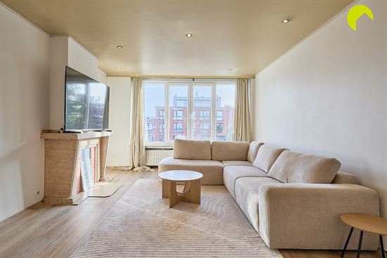 Instapklaar 2-slaapkamerappartement nabij het Hof Van Rieth in Mortsel!