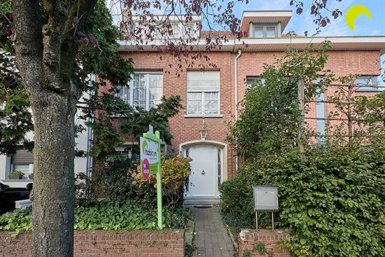 Ruime woning met tuin en 5 slaapkamers