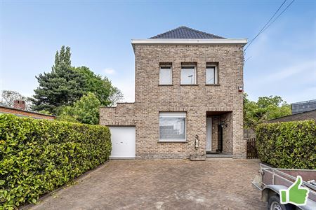 Maison à ESTAIMPUIS