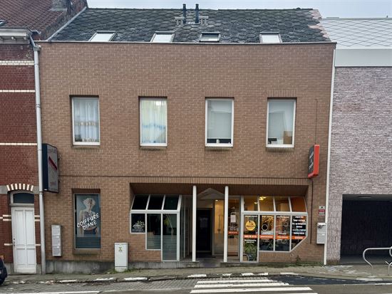 Lichtrijke duplex met 3 slaapkamers, terras en tuin