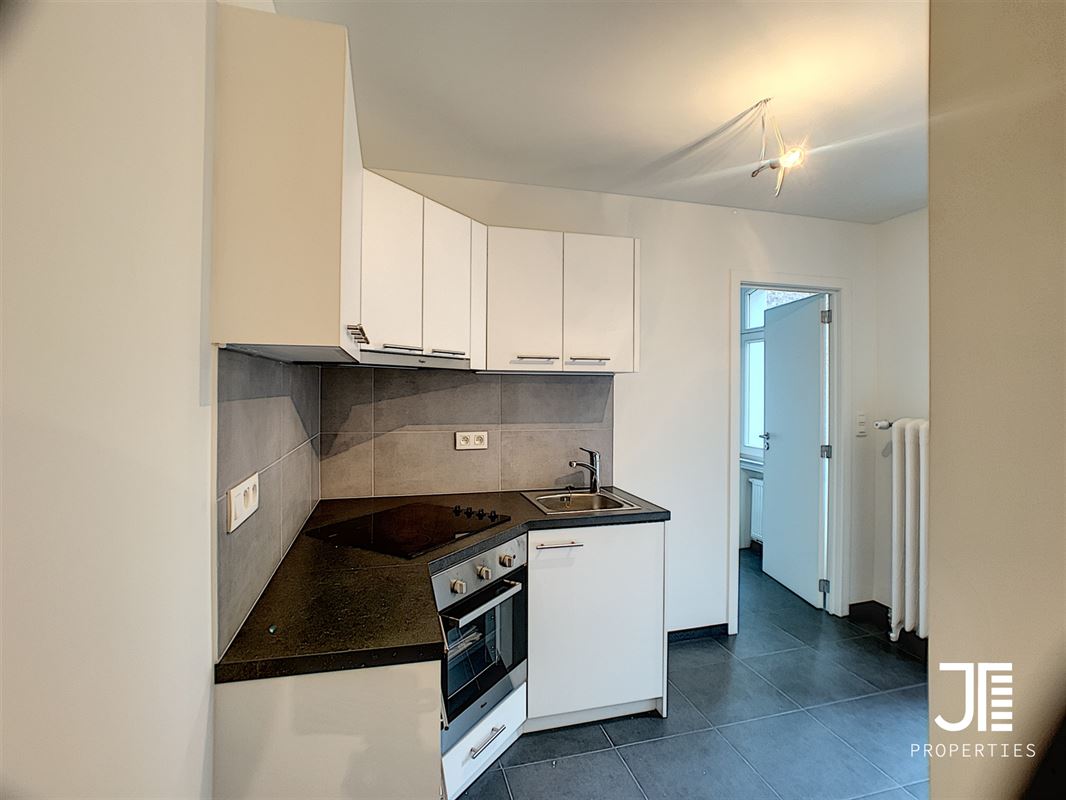 Image 20 : Appartement à 1080 MOLENBEEK-SAINT-JEAN (Belgique) - Prix 800 €
