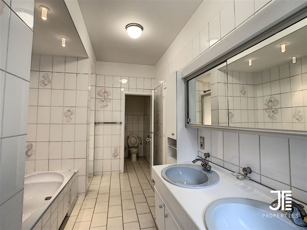 Foto 15 : Appartementsgebouw te 1150 WOLUWE-SAINT-PIERRE (België) - Prijs € 2.750.000