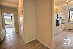 Image 8 : Appartement à 1180 UCCLE (Belgique) - Prix 1.580 €