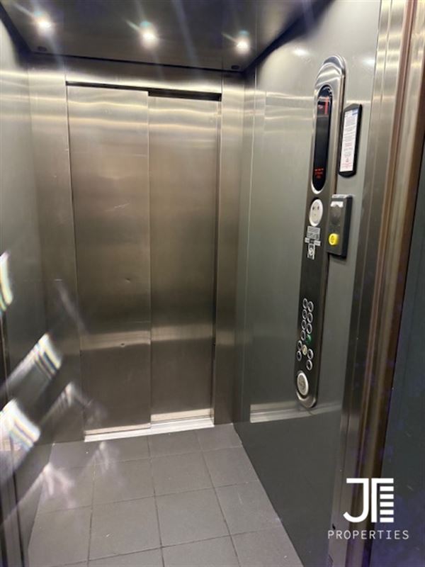 Foto 10 : Appartement te 1050 Ixelles (België) - Prijs € 338.000