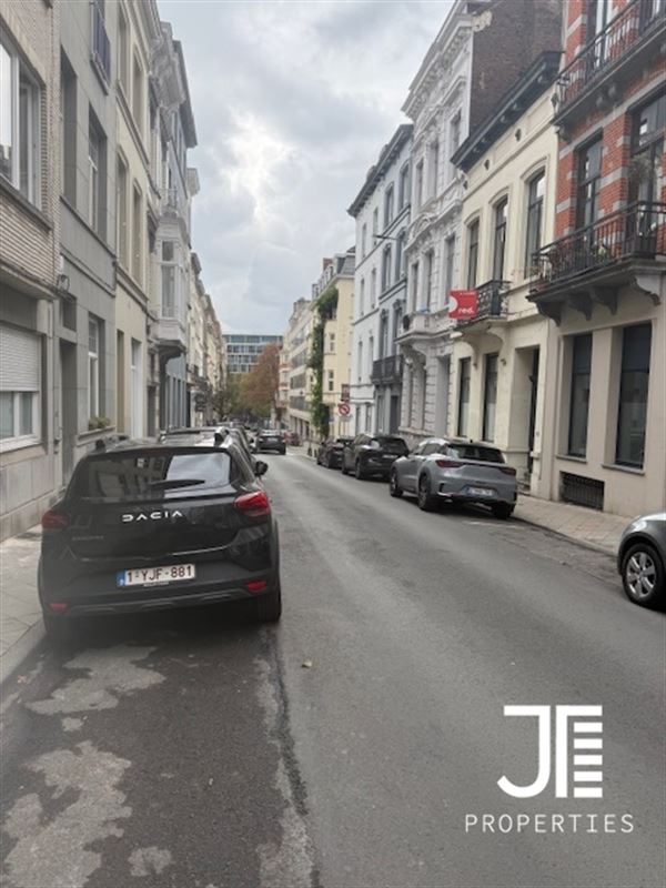 Image 3 : Rez-de-Chaussée à 1050 Bruxelles (Belgique) - Prix 220.000 €