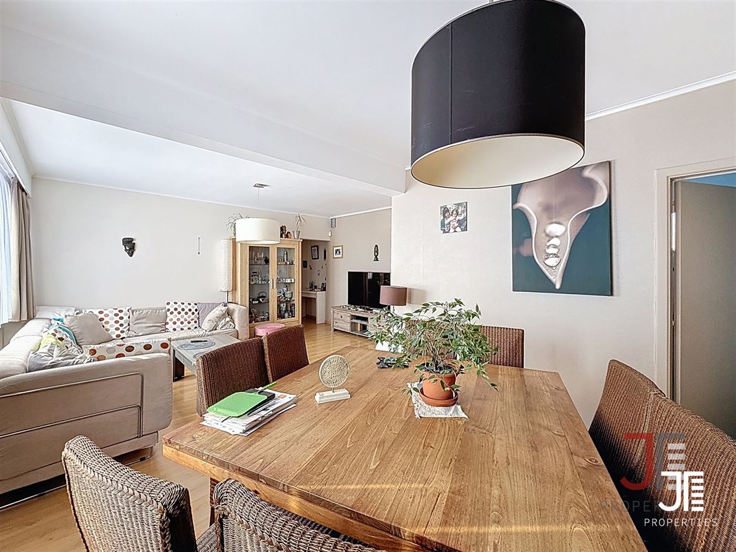 Foto 12 : Immeuble de rapport te 1070 Anderlecht (België) - Prijs &euro; 1.200.000