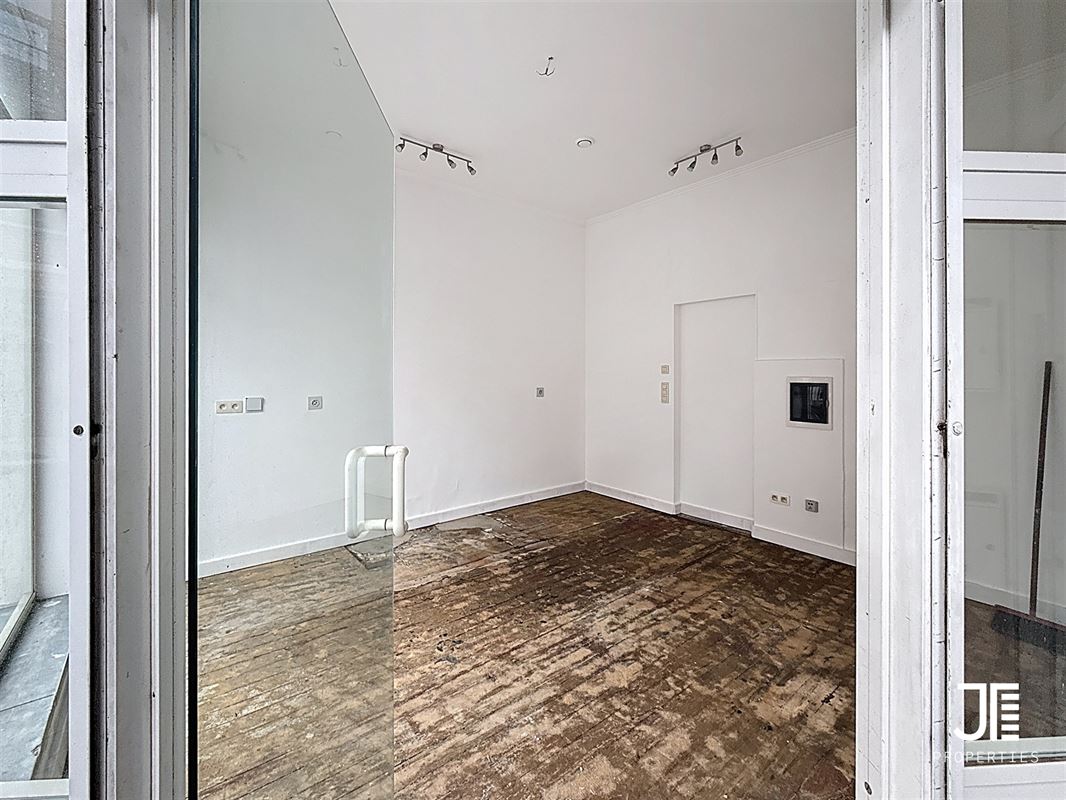 Foto 19 : Winkelruimte te 1180 Uccle (België) - Prijs &euro; 380.000