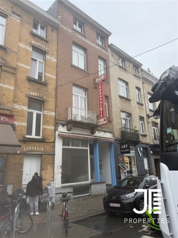Foto 23 : Winkelruimte te 1180 Uccle (België) - Prijs &euro; 380.000