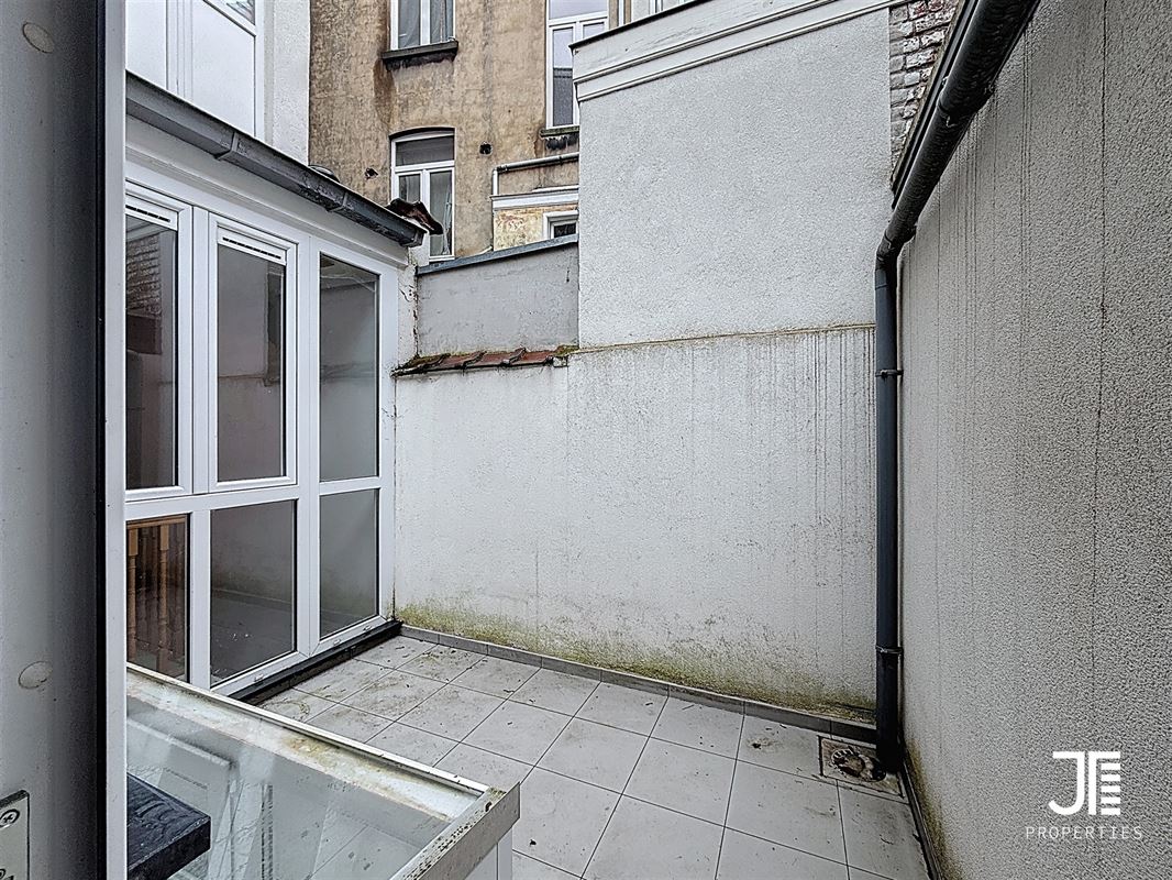 Foto 11 : Winkelruimte te 1180 Uccle (België) - Prijs &euro; 380.000