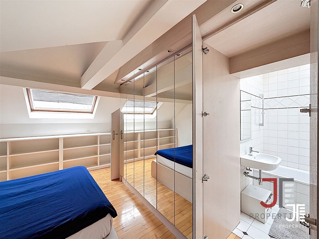 Foto 20 : Immeuble de rapport te 1060 Saint-Gilles (België) - Prijs &euro; 625.000