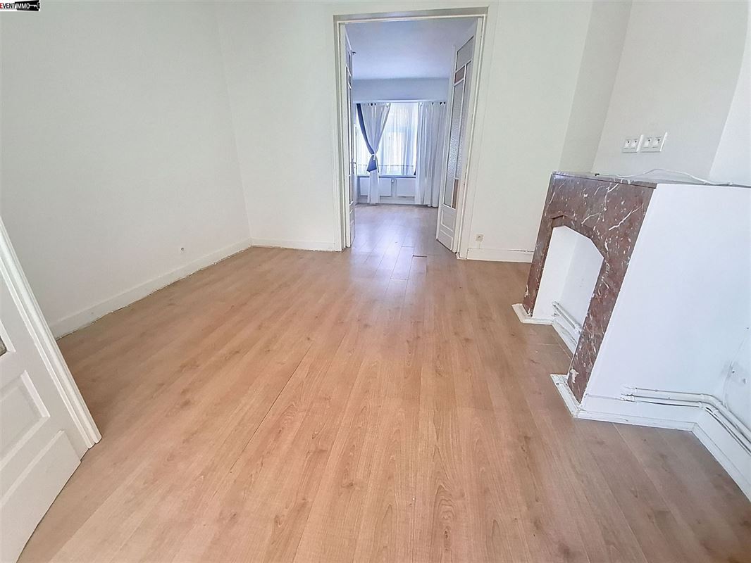 Ideal for a first-time buyer !!!