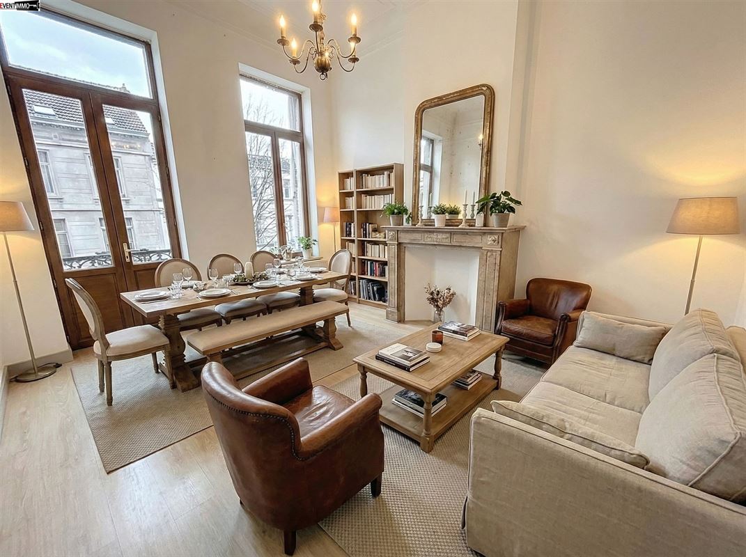 One-bedroom apartment in a small stylish building