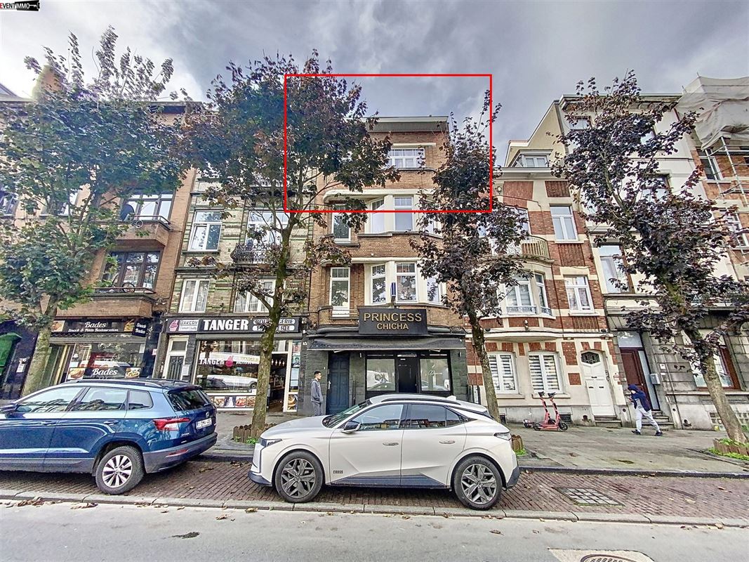 Apartment of 57 m² TO BE RENOVATED !!!