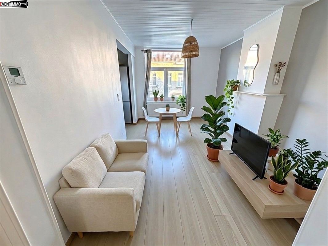 1-bedroom apartment with balcony