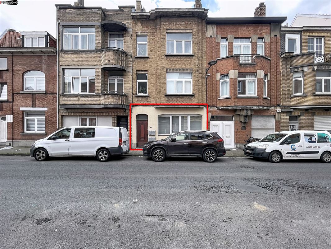 1-bedroom apartment