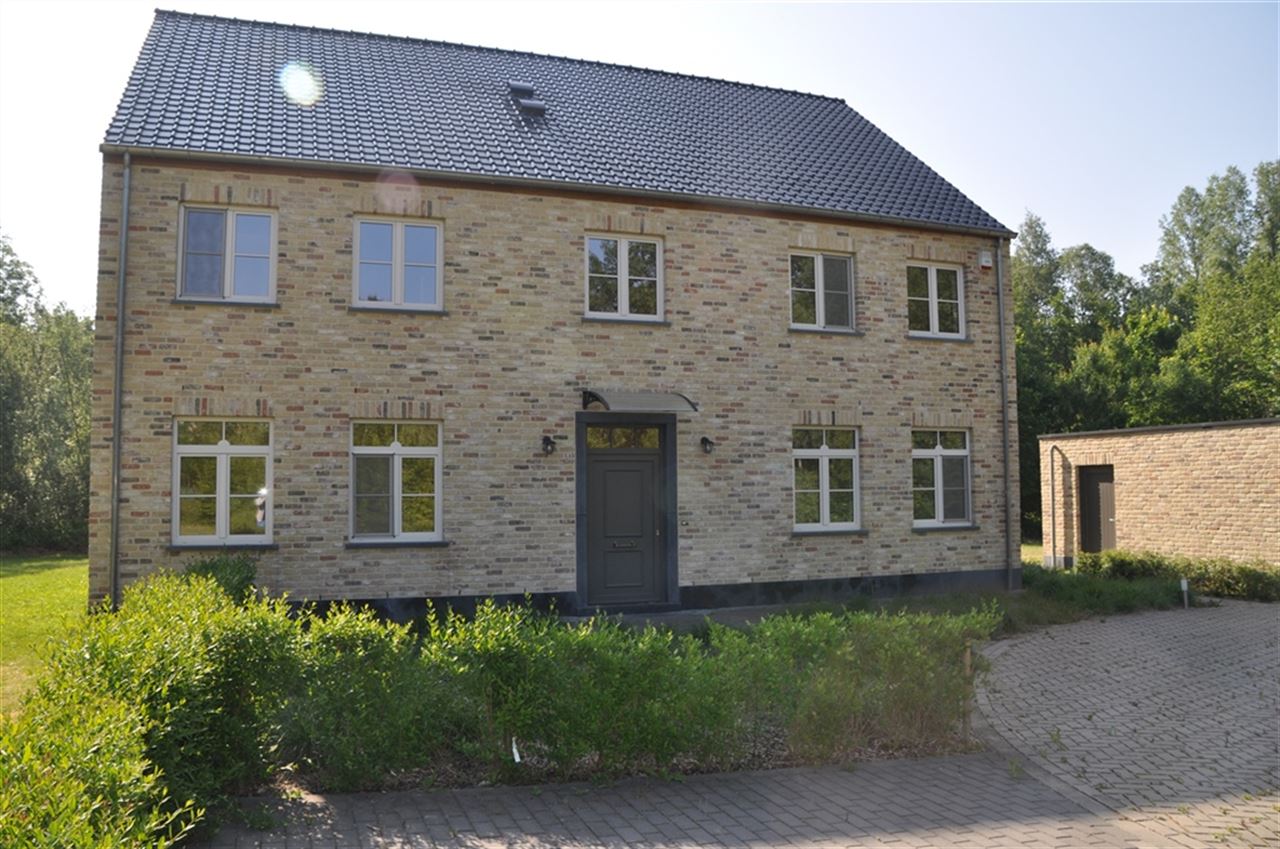 3040 HULDENBERG