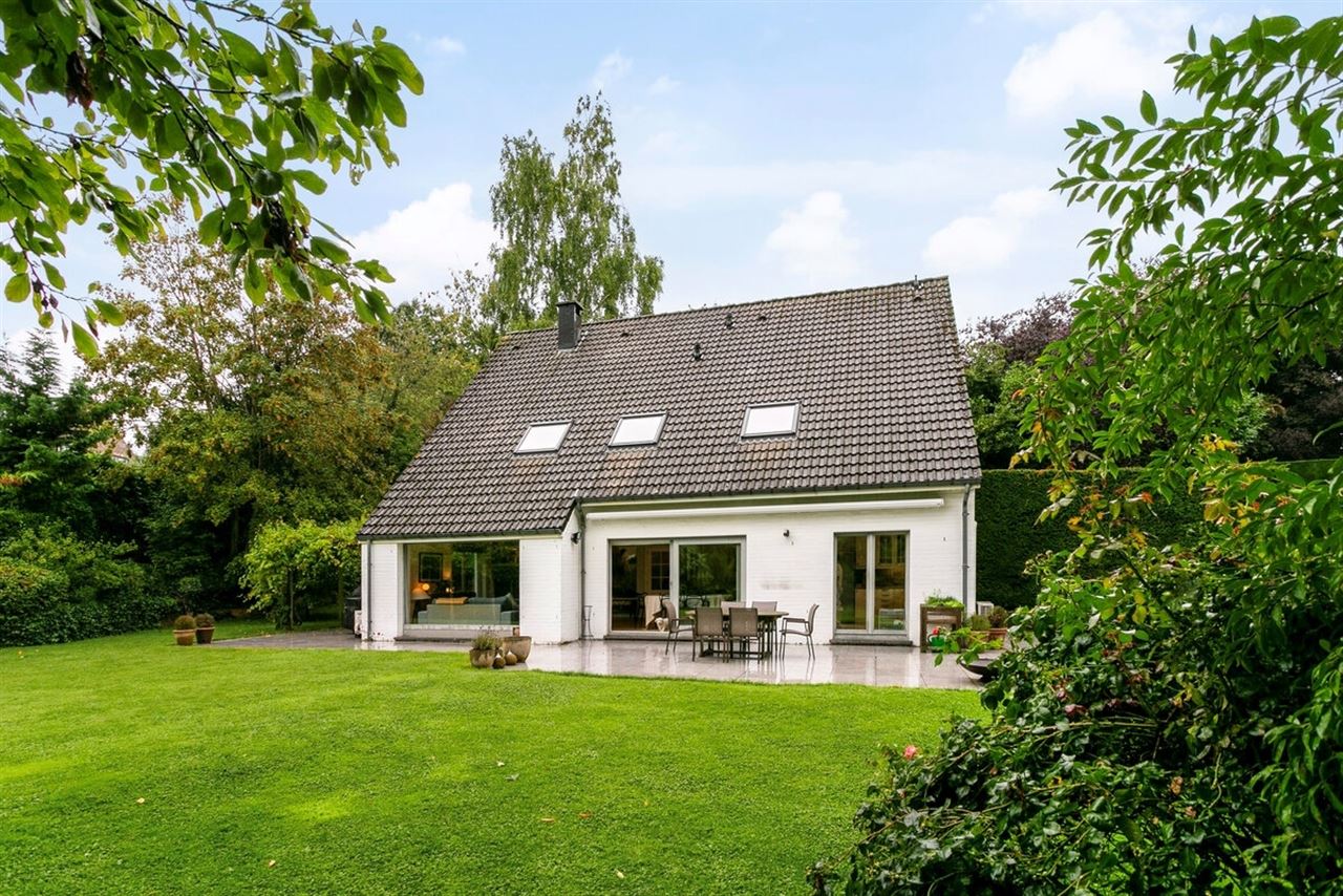 3090 OVERIJSE