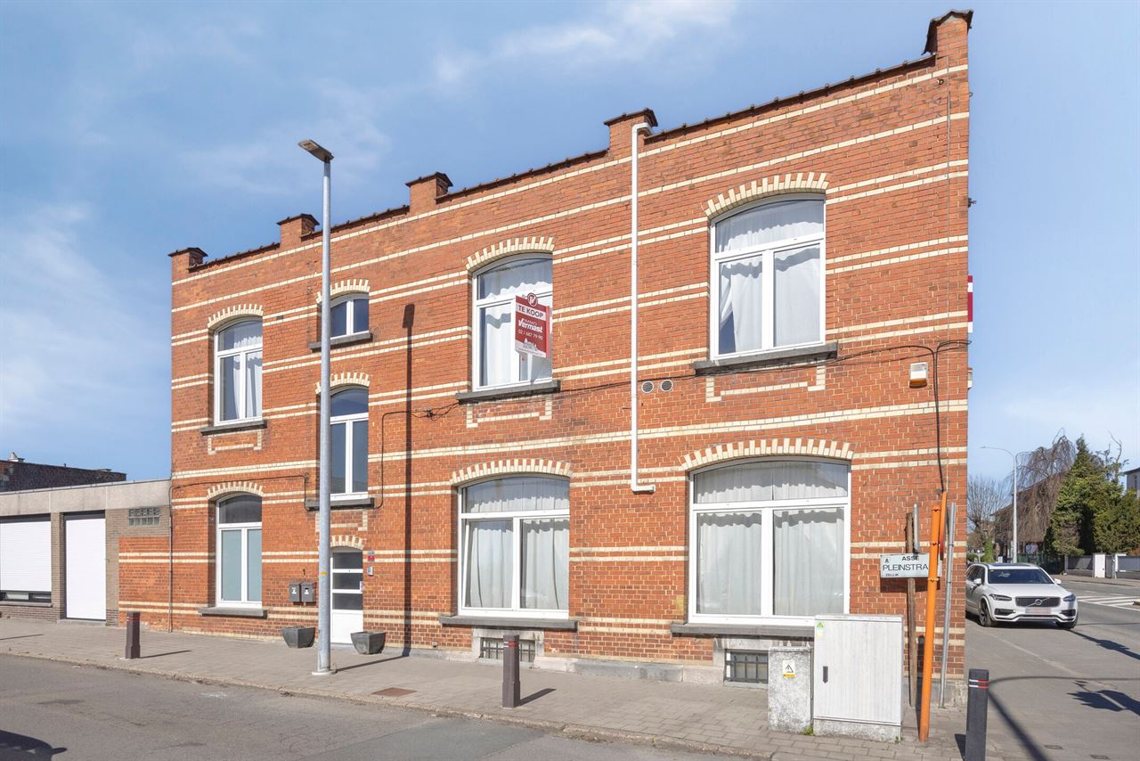 Maison entièrement rénovée dans le centre-ville