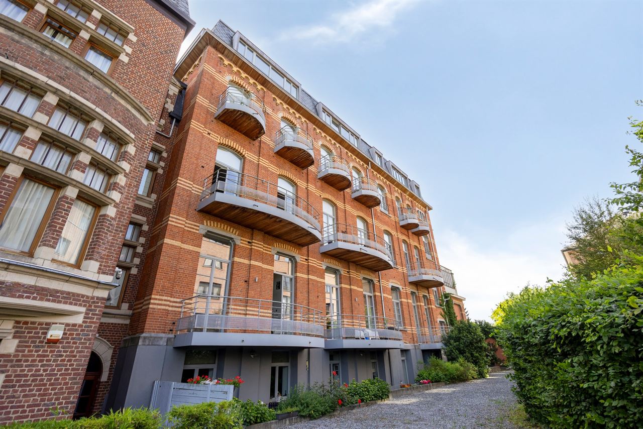 Prachtige Quadruplex +/- 220 m² met 2 parkings