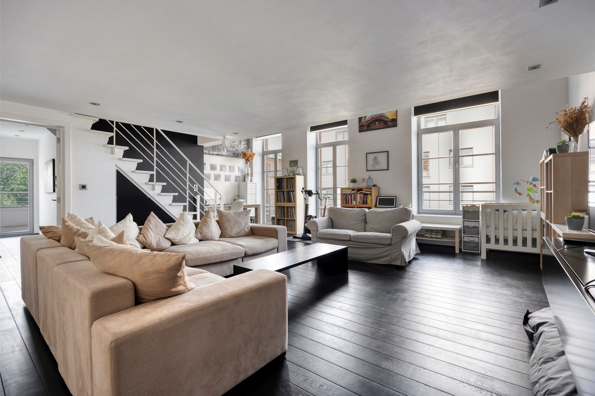 Magnifique quadruplex +/- 240 m² avec 2 places de parking