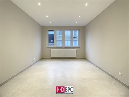 Appartement rénové et lumineux de 1 chambre - IMMO BPC