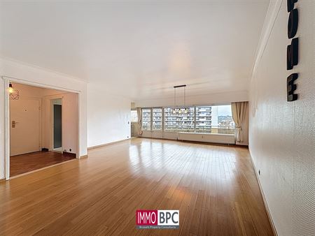Spacieux appartement avec grande terrasse ensoleillée - IMMO BPC