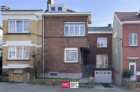 Maison  spacieuse et pleine de caractère avec jardin orienté Est - IMMO BPC