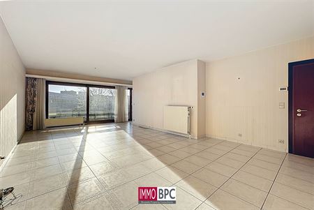 SUPERBE APPARTEMENT AVEC VUE PANORAMIQUE ET GARAGE - IMMO BPC