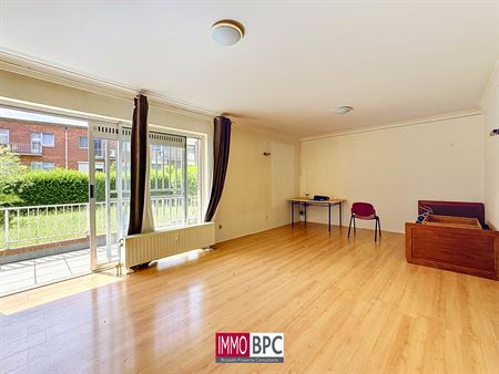 Studio avec grande terrasse ensoleillée - IMMO BPC