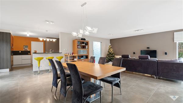 Moderne alleenstaande woning met 4 slaapkamers